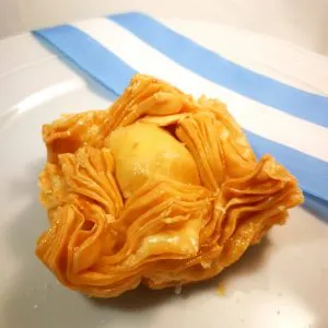 Caminos-y-Sabores-2020-Pastelitos-y-churros-Familia-Barile-3-300x300