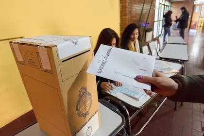 este-domingo-se-elegira-gobernador-en-santa-GMFBHZYSLRHUTDZPWOMRLSXY4I